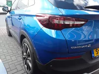 OPEL Grandland X 1.6 Turbo Hybrid4 300pk 4x4 Aut Ultimate Foto