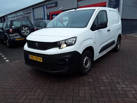 PEUGEOT Partner 1.2 PureTech 110pk S&S 650kg Premium