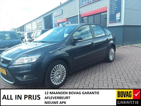 FORD Focus 1.6 74KW 5D AUT Ghia