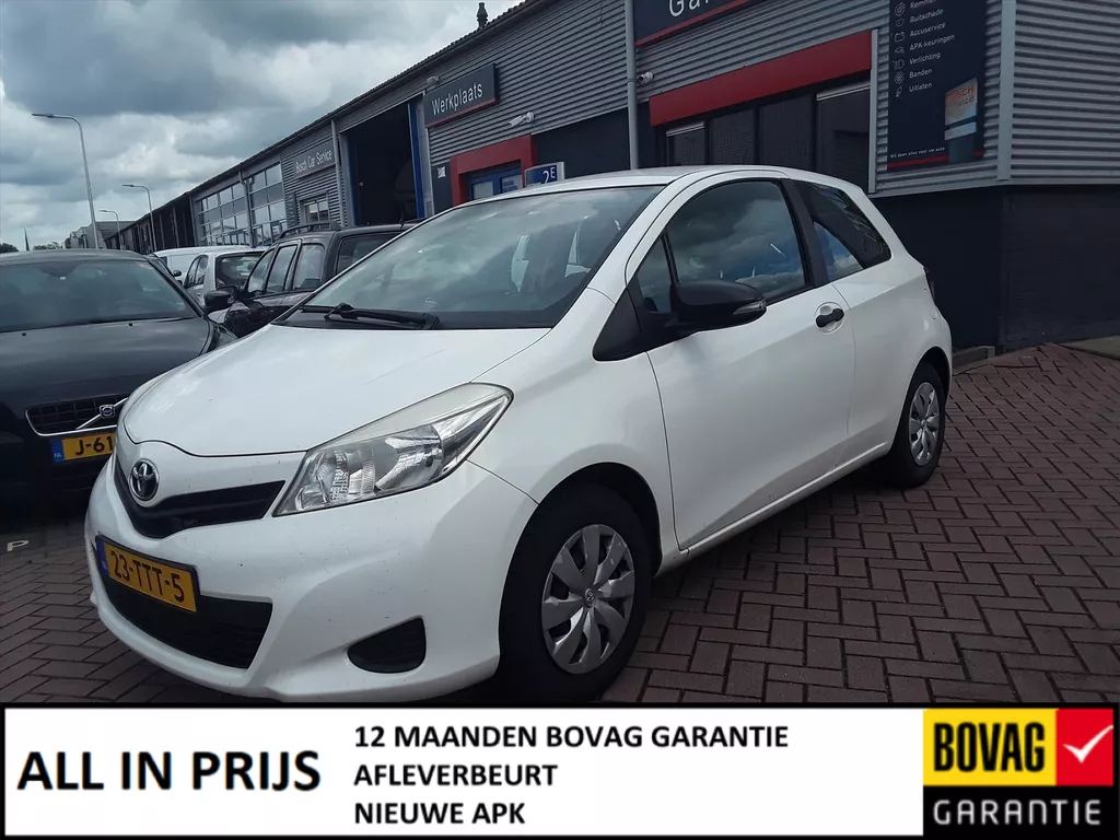 TOYOTA Yaris 1.0 12v VVT-i 69pk 3D Access