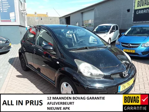 TOYOTA Aygo 1.0 VVT-i 5D Comfort Navigator