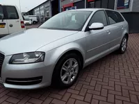 AUDI A3 1.4 92KW TFSI 5D Attraction Pro Line Foto