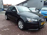 AUDI A1 1.2TFSI 63KW Attraction pro line Business Foto