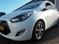 HYUNDAI IX20 1.4i blue 90pk i-Magine Foto