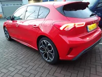 FORD Focus 1.0 EcoBoost 125pk ST-Line Business Foto