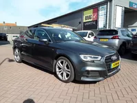 AUDI A3 Limousine 35 TFSI 150pk S tronic Advance Sport S-Line edition Foto