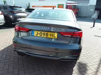 AUDI A3 Limousine 35 TFSI 150pk S tronic Advance Sport S-Line edition Foto